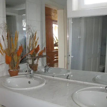 אכסניה White קוסטינסטי